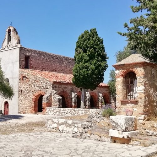 Sweet estagel-Chapelle Saint Vincent-pierre