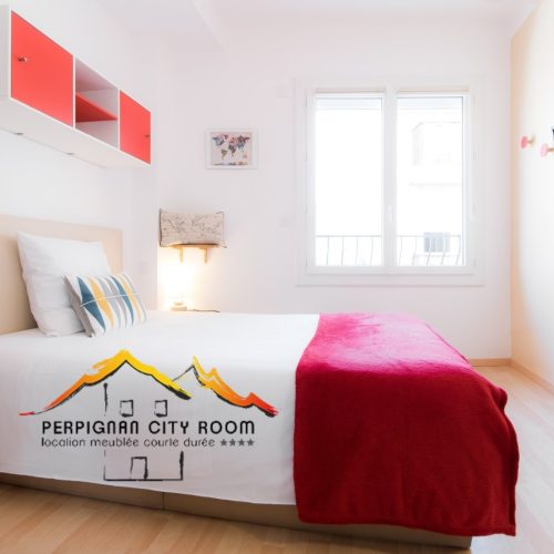 perpignancityroom-thuesneuf-chambre-rouge2022